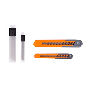 007639 Afbreekmessen set 9 mm en 18 mm + 10 reservemessen