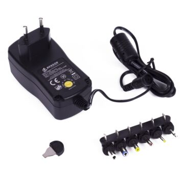 012809 Adapter universeel 2000 mA