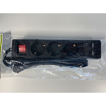 014467 Stekkerdoos 3-voudig + RA 3X1.5 + schakelaar + 2 x USB + 1.5 mtr zwart