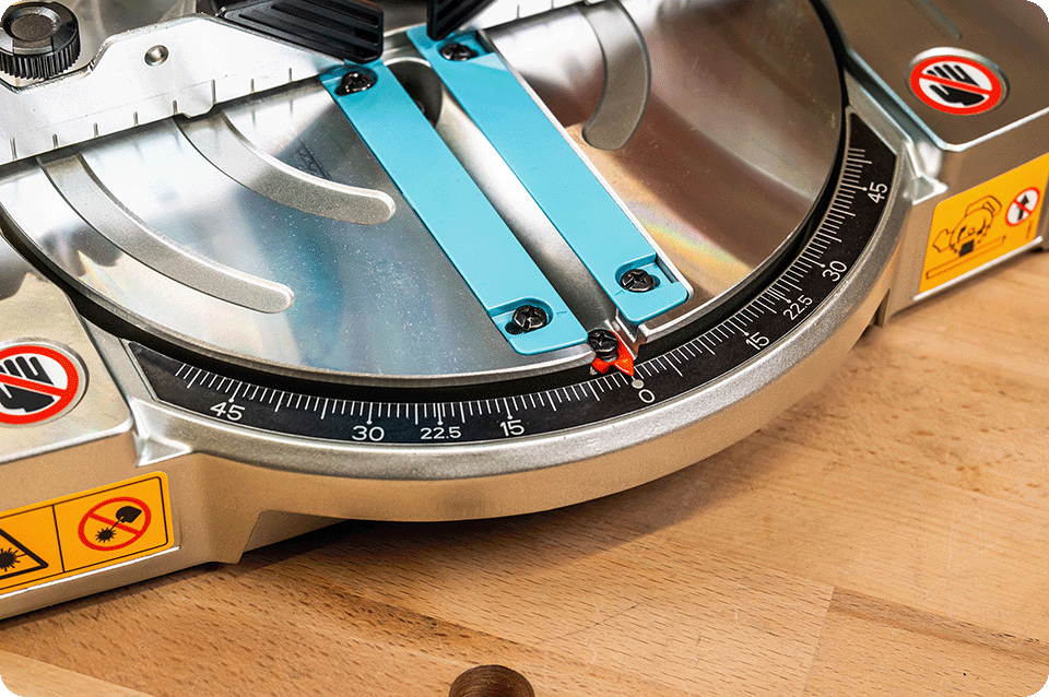 Handbescherming van een Makita kettingzaag