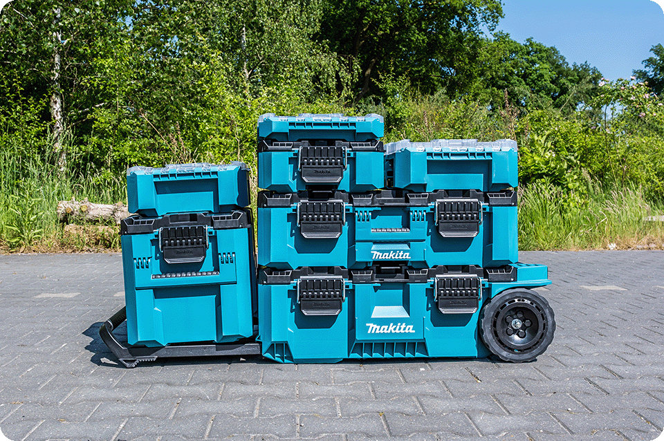 Zijaanzicht Maktrak Zijaanzicht met alle boxen van de Maktrak